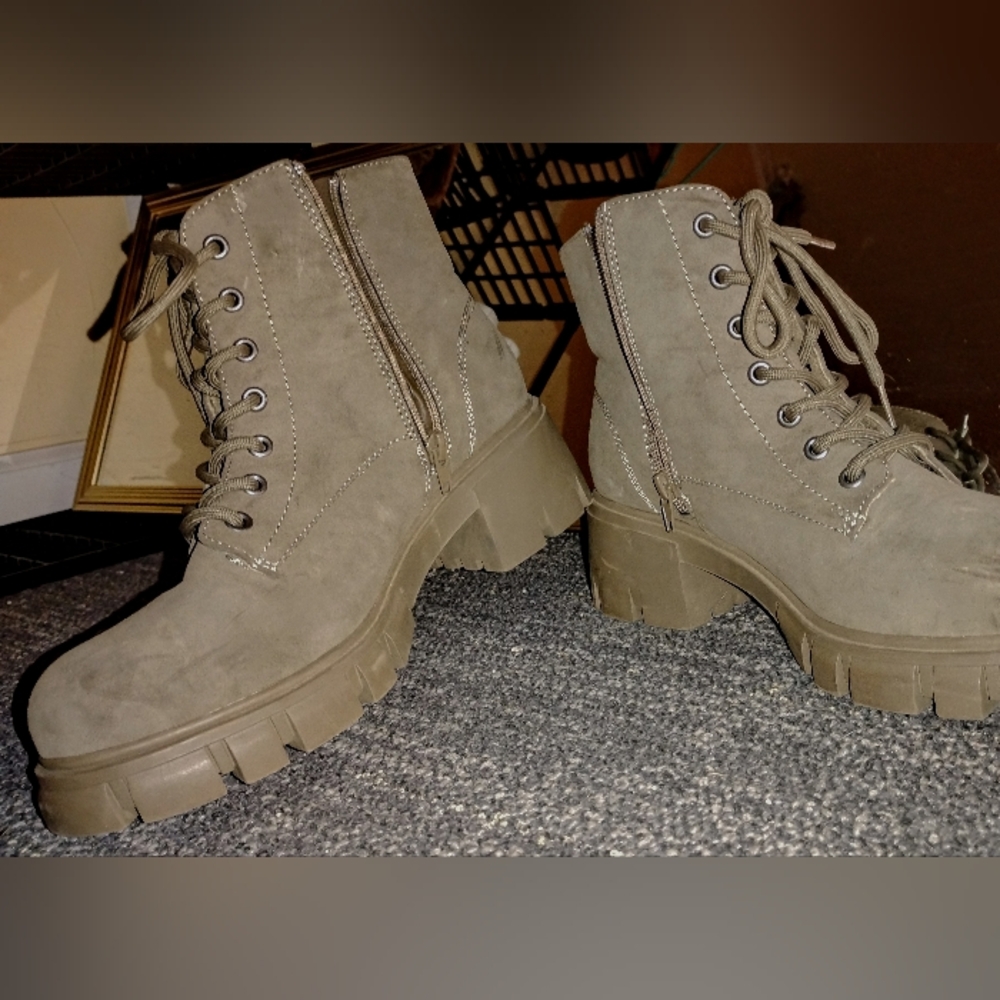MIA Army Green Lace-Up Combat Boots